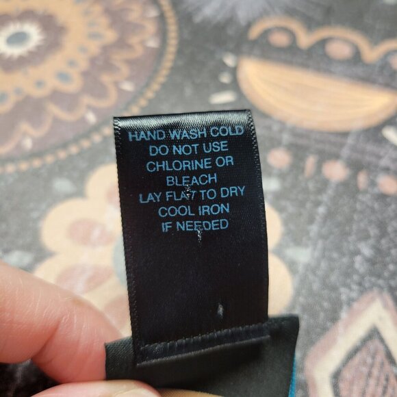 Rue + 1X Light Tan Round Neck Shortsleeve Scrunched Tie Side Casual T-Shirt - Picture 8 of 8